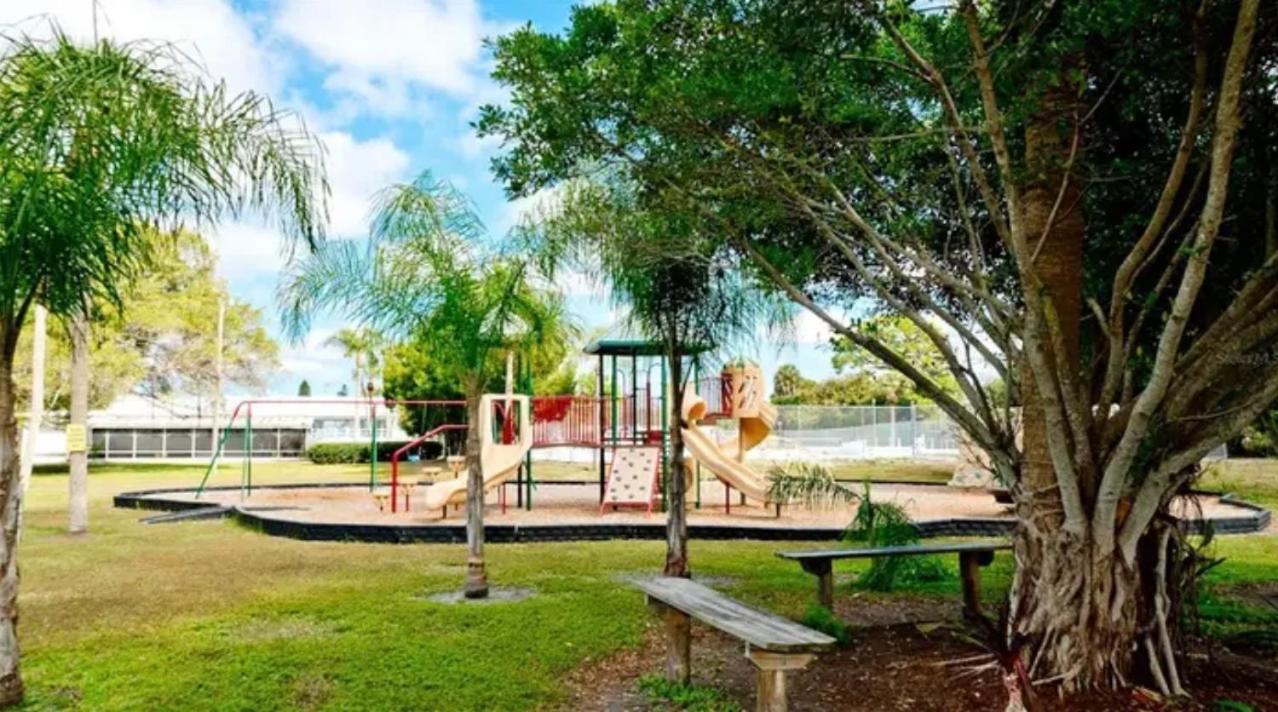 Hostal Beach Vacation Mode Bradenton Exterior foto